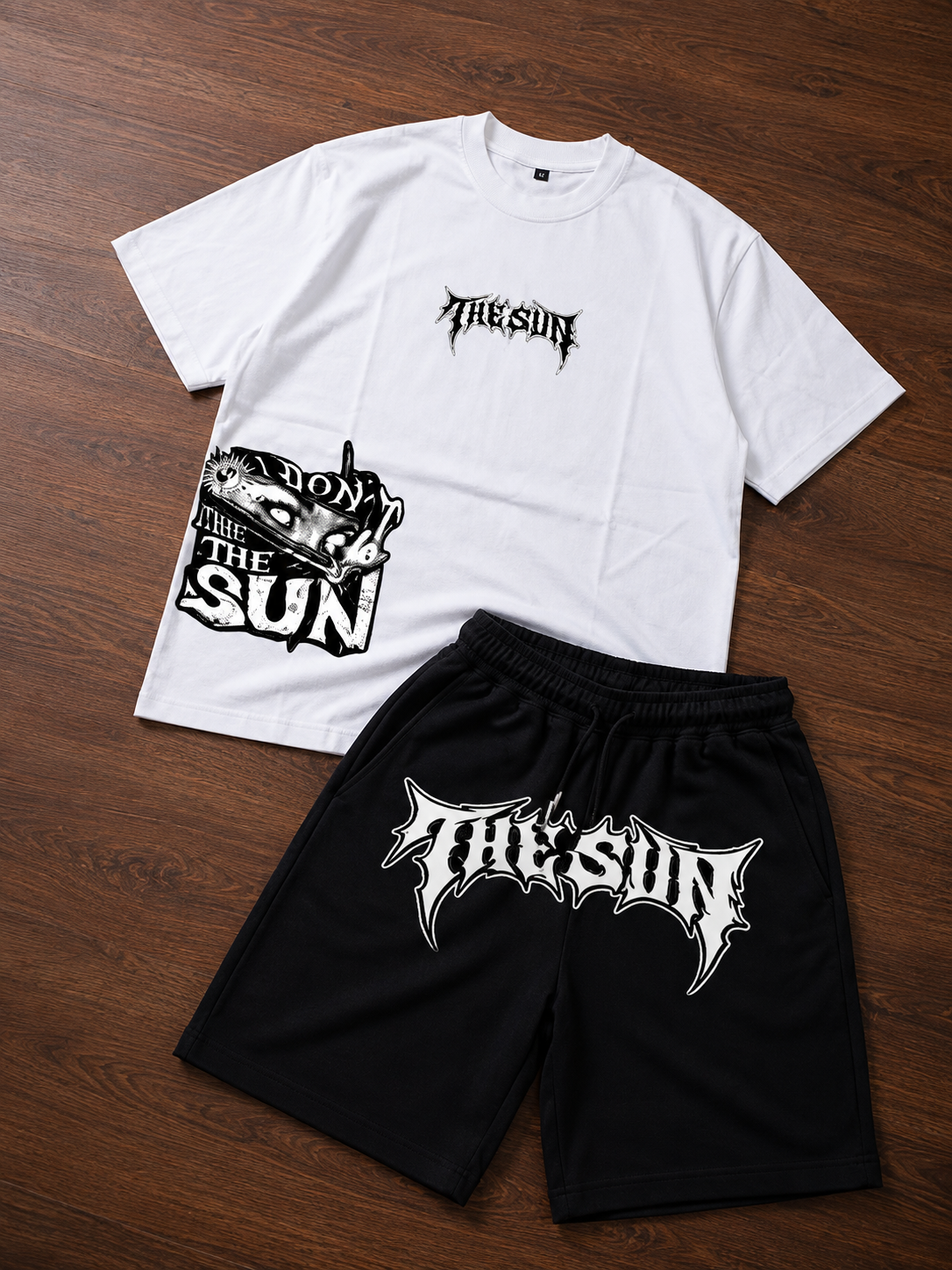 ENSEMBLE OVERSIZE - THE SUN