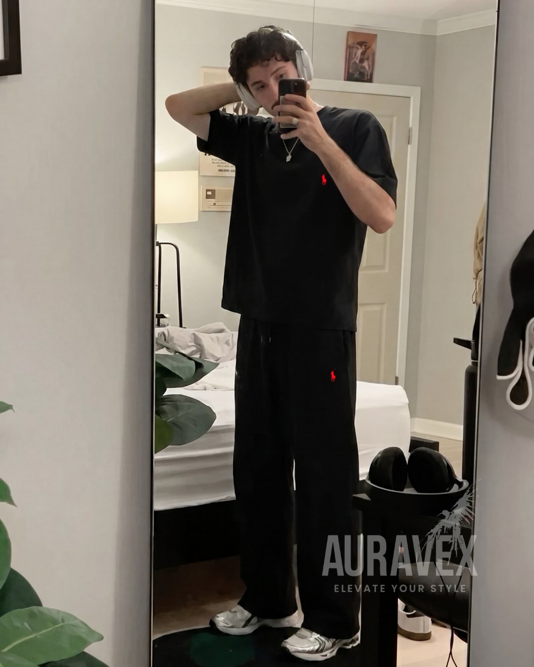 Polo Outfit – T-Shirt + Jogger Set